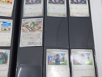 Verzamelmap met kaarten, pokémon, o.a. exeggcute pre en 001/131 - afbeelding 25 van  45