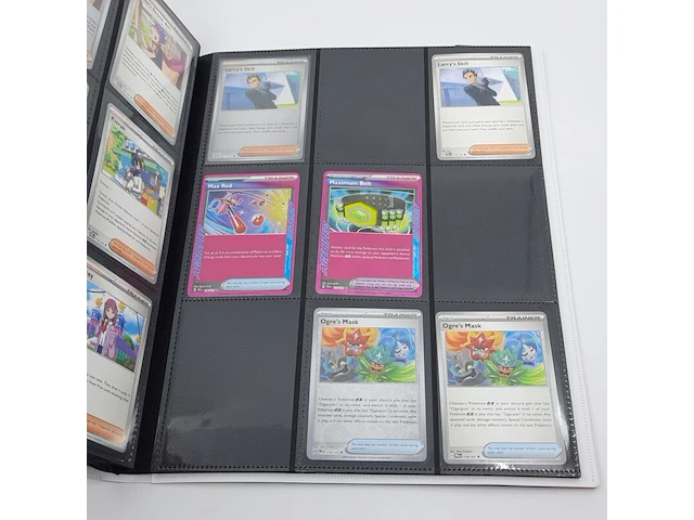 Verzamelmap met kaarten, pokémon, o.a. exeggcute pre en 001/131 - afbeelding 33 van  45