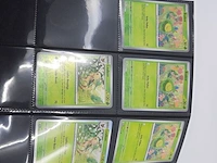 Verzamelmap met kaarten, pokémon, o.a. exeggcute pre en 001/131 - afbeelding 23 van  45