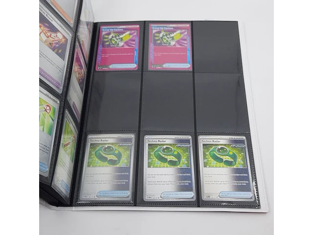 Verzamelmap met kaarten, pokémon, o.a. exeggcute pre en 001/131 - afbeelding 38 van  45