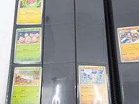 Verzamelmap met kaarten, pokémon, o.a. ivysaur mew en 002/165 - afbeelding 16 van  43