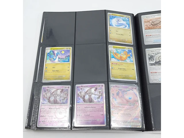 Verzamelmap met kaarten, pokémon, o.a. ivysaur mew en 002/165 - afbeelding 27 van  43