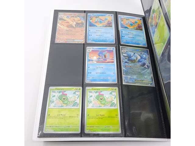 Verzamelmap met kaarten, pokémon, o.a. ivysaur mew en 002/165 - afbeelding 23 van  43