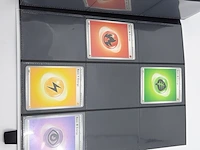 Verzamelmap met kaarten, pokémon, o.a. ivysaur mew en 002/165 - afbeelding 37 van  43