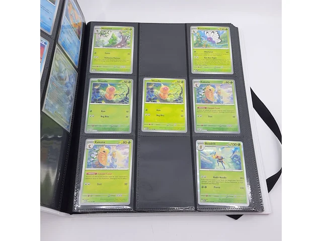 Verzamelmap met kaarten, pokémon, o.a. ivysaur mew en 002/165 - afbeelding 34 van  43