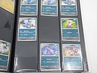 Verzamelmap met kaarten, pokémon, o.a. ivysaur mew en 002/165 - afbeelding 42 van  43