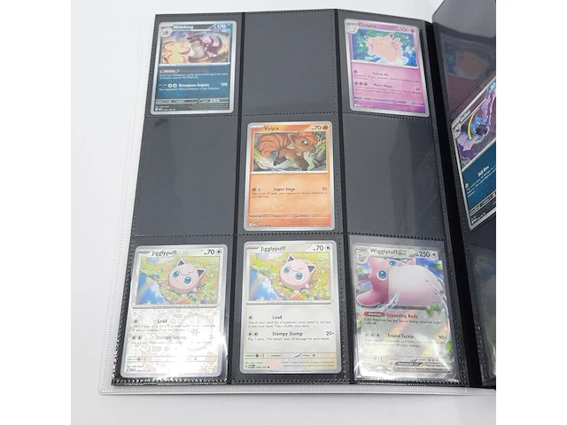 Verzamelmap met kaarten, pokémon, o.a. ivysaur mew en 002/165 - afbeelding 43 van  43