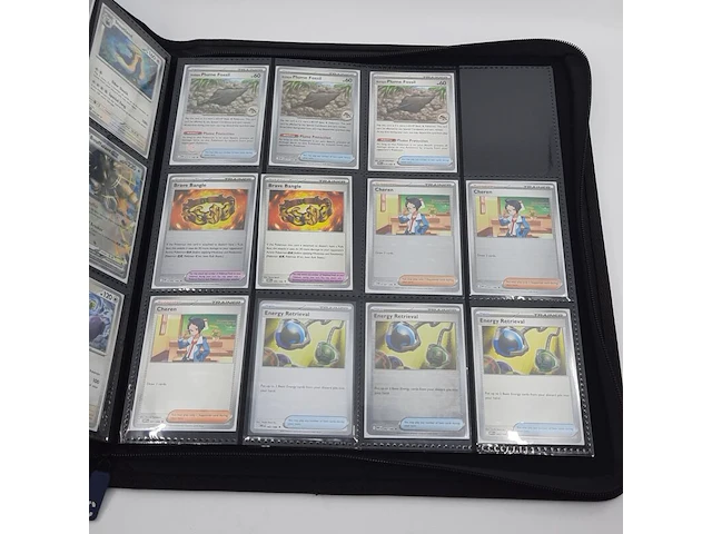 Verzamelmap met kaarten, pokémon, o.a. samurott whit en 023/086 - afbeelding 21 van  39