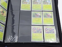 Verzamelmap met kaarten, pokémon, o.a. samurott whit en 023/086 - afbeelding 34 van  39