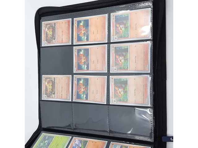 Verzamelmap met kaarten, pokémon, o.a. samurott whit en 023/086 - afbeelding 36 van  39
