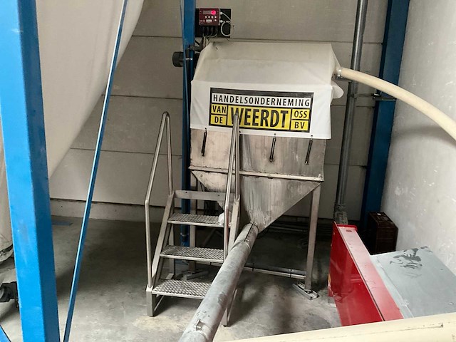 Verzamelsilo met weegunit (c) - afbeelding 1 van  3