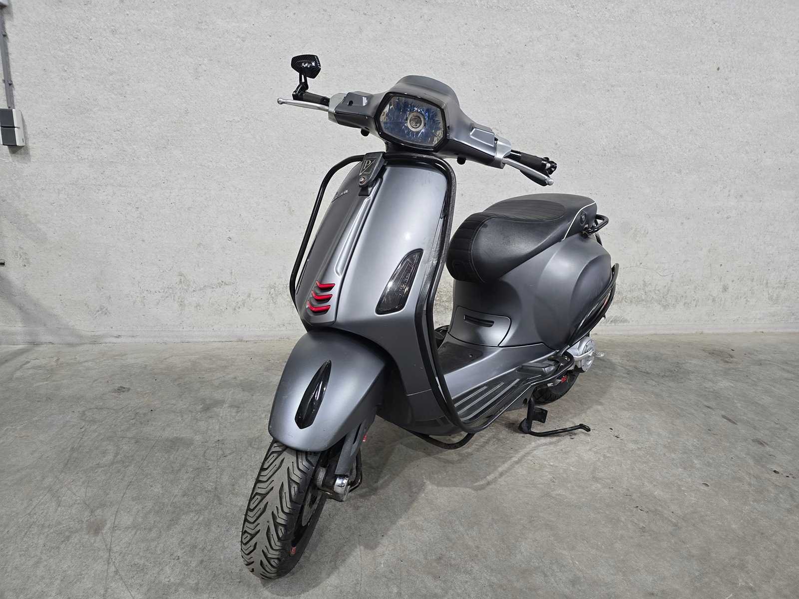 Verzamelveiling scooters en motoren