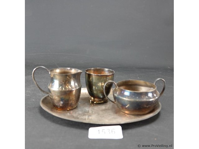 Verzilverd roomstel - afbeelding 1 van  5