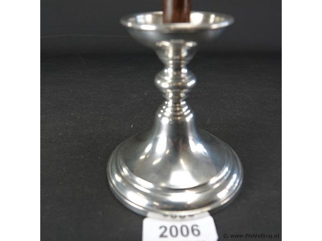 Verzilverd tinnen kandelaar - afbeelding 2 van  5