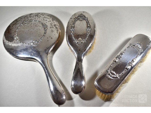 Verzilverde items - afbeelding 1 van  3