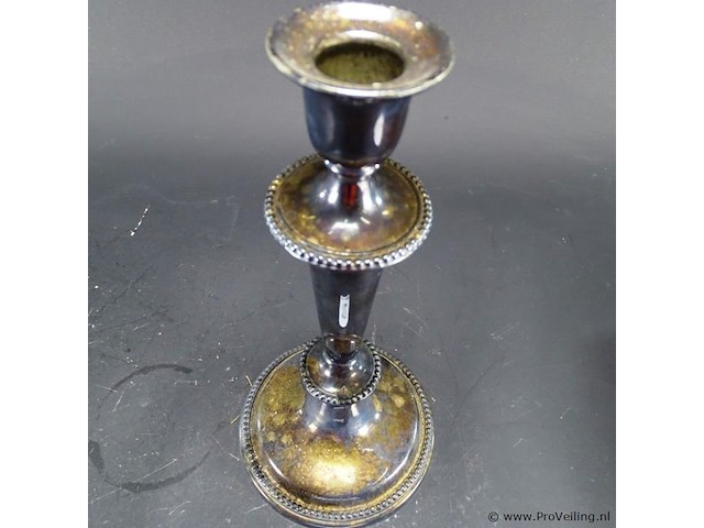 Verzilverde kandelaar - afbeelding 3 van  5