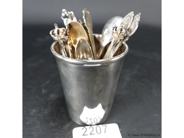 Verzilverde lepelbeker met lepeltjes - afbeelding 1 van  5