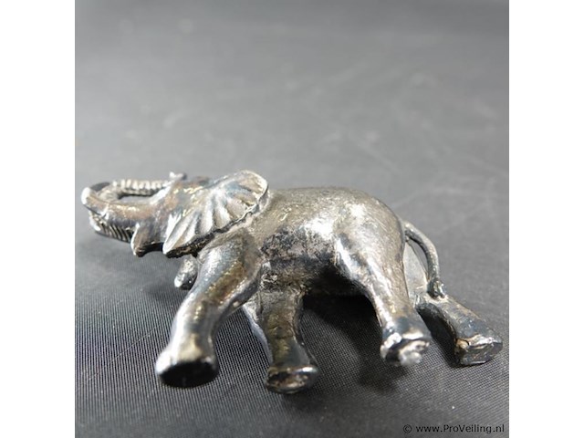 Verzilverde olifant - afbeelding 5 van  5