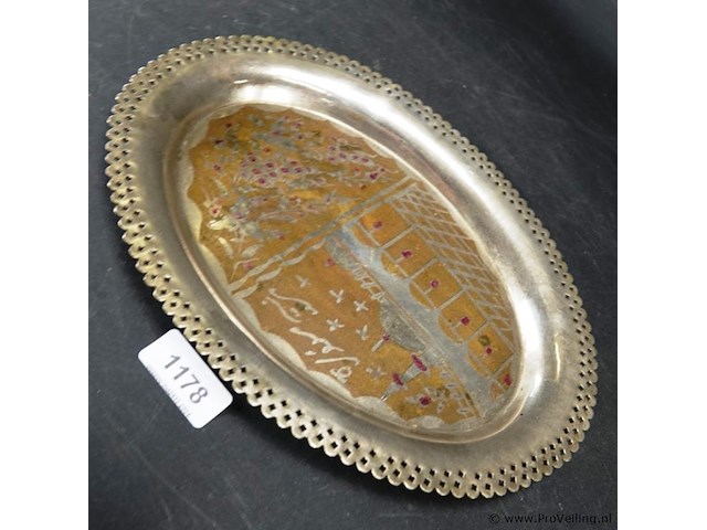 Verzilverde schaal met decor - afbeelding 3 van  5