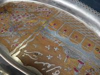 Verzilverde schaal met decor - afbeelding 4 van  5