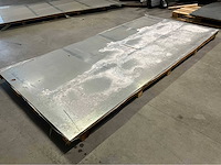 Verzinkte staalplaten 4 stuks nieuw