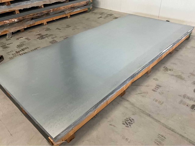 Verzinkte staalplaten 42 stuks nieuw - afbeelding 1 van  1