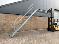 Verzinkte stalen bordestrap 3.25m vloerhoogte - afbeelding 1 van  9