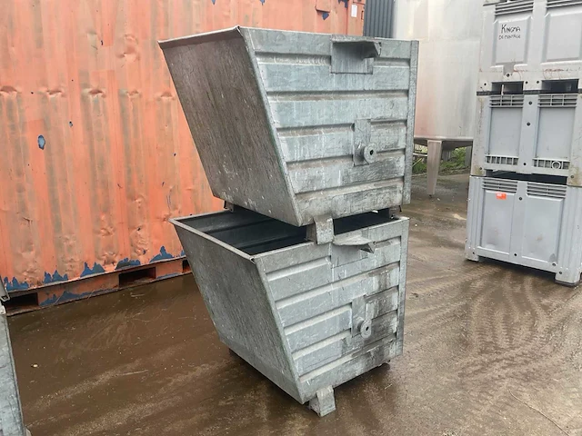 Verzinkte stapelbakken/materiaalbakken (2x) - afbeelding 1 van  4