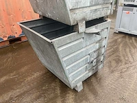 Verzinkte stapelbakken/materiaalbakken (2x) - afbeelding 2 van  4