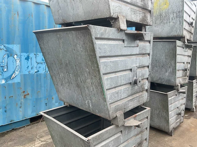 Verzinkte stapelbakken/materiaalbakken (3x) - afbeelding 3 van  5