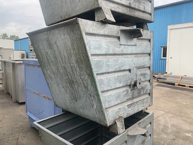 Verzinkte stapelbakken/materiaalbakken (3x) - afbeelding 3 van  5