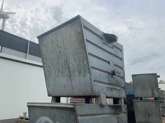 Verzinkte stapelbakken/materiaalbakken (3x) - afbeelding 4 van  5