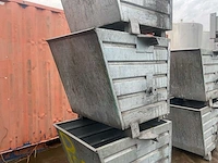 Verzinkte stapelbakken/materiaalbakken (3x) - afbeelding 3 van  5