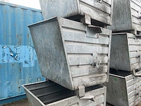 Verzinkte stapelbakken/materiaalbakken (3x) - afbeelding 3 van  5