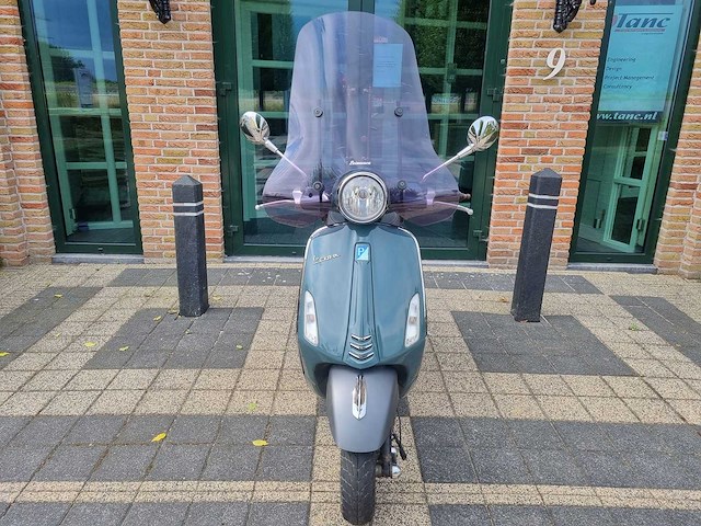 Vespa - 4takt - brommer - afbeelding 5 van  13
