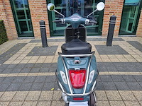Vespa - 4takt - brommer - afbeelding 12 van  13