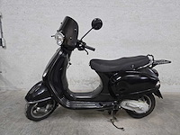 Vespa - bromscooter - lx 50 2t - 45km uitvoering d077fx - afbeelding 1 van  7