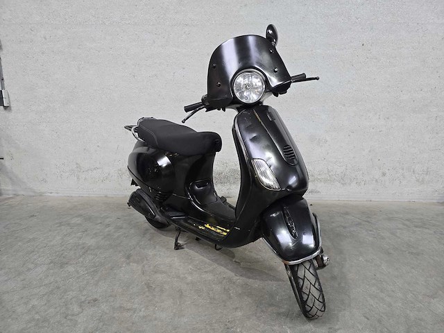 Vespa - bromscooter - lx 50 2t - 45km uitvoering d077fx - afbeelding 4 van  7