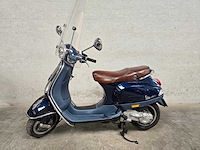 Vespa - bromscooter - lx 50 4t - 45km uitvoering d788nv - afbeelding 1 van  2