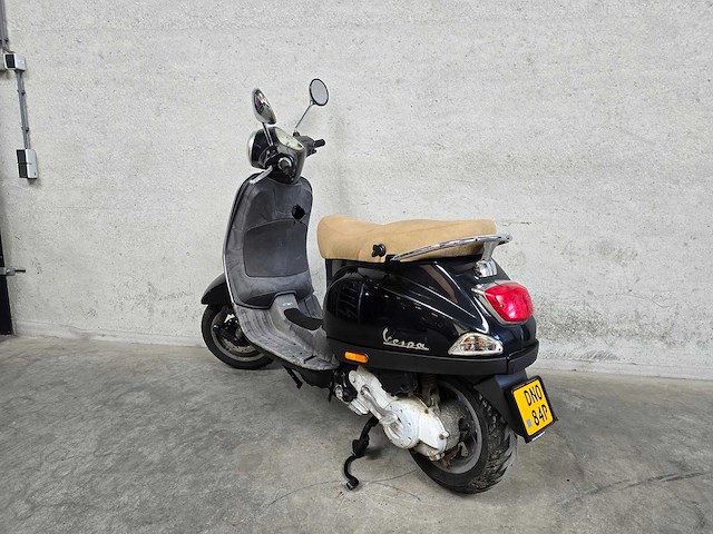 Vespa - bromscooter - lx 50 4t - 45km uitvoering dn084p - afbeelding 5 van  6