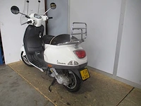 Vespa - bromscooter - lx 50 4t - scooter - afbeelding 2 van  11
