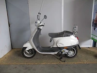 Vespa - bromscooter - lx 50 4t - scooter