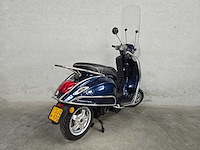 Vespa - bromscooter - primavera - 4t 45km uitvoering djg47g - afbeelding 4 van  4