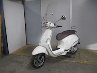Vespa - bromscooter - primavera 4t - scooter - afbeelding 6 van  11