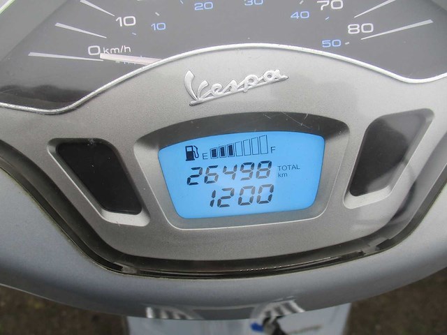 Vespa - bromscooter - primavera touring 4t - scooter - afbeelding 3 van  11