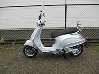 Vespa - bromscooter - primavera touring 4t - scooter - afbeelding 1 van  11