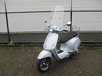 Vespa - bromscooter - primavera touring 4t - scooter - afbeelding 4 van  11