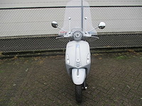 Vespa - bromscooter - primavera touring 4t - scooter - afbeelding 5 van  11