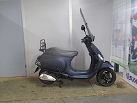 Vespa - bromscooter - s 4t - scooter - afbeelding 10 van  11