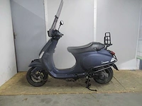 Vespa - bromscooter - s 4t - scooter